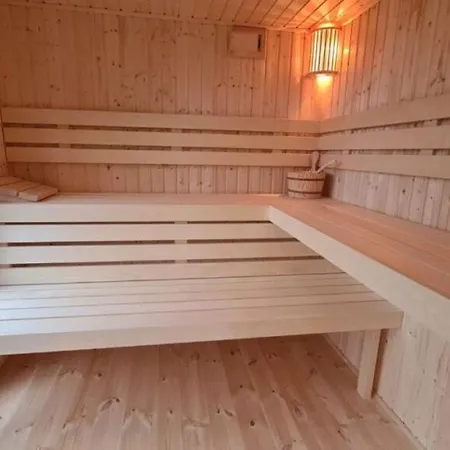 Dziki Zakatek Piskornia Dom Z Sauna *